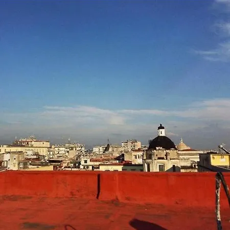 Hilary's House - Panoramic Terrace Сasa de vacaciones *